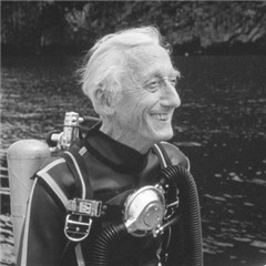 Jaques Cousteau Scuba gear